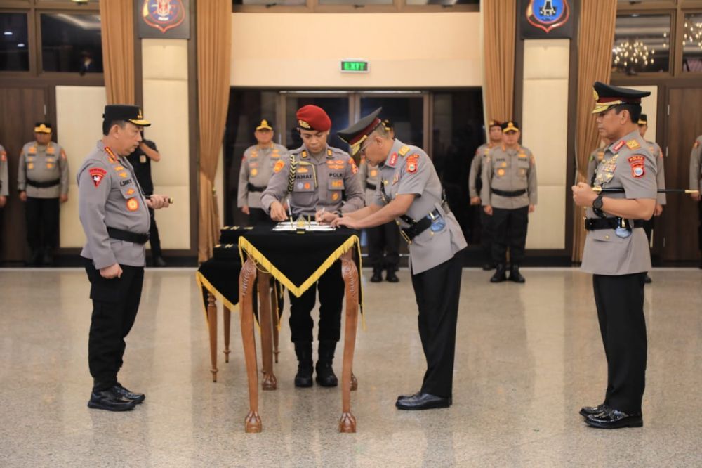 Kapolri Pimpin Sertijab Sejumlah Pejabat Polri