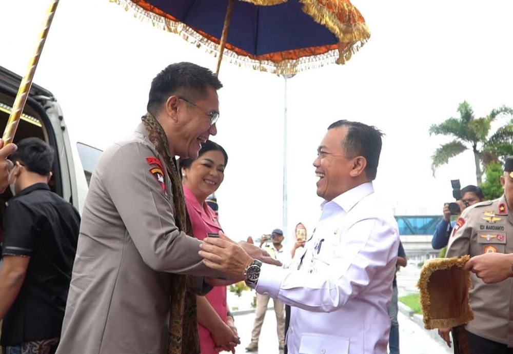 Gubernur Al Haris Sambut Kedatangan Kapolda Jambi Irjen Pol Krisno Halomoan Siregar