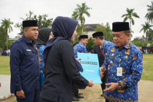 Gubernur Jambi Serahkan 1.265 SK PPPK Pegawai Provinsi