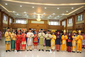 Bupati Tebo Pimpin Upacara Hardiknas 2025 di Tebo 