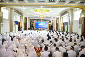 Dilepas Wali Kota, 660 Calon Jamaah Haji Kota Jambi Siap Menuju Baitullah 