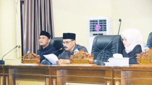 Dipimpin Ahmad Jani, DPRD Sarolangun Rampungkan Paripurna Tentang Tanggapan Eksekutif 