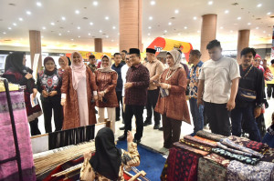 Buka Gebyar UMKM, Wali Kota Targetkan UMKM Jadi Penggerak Pertumbuhan Ekonomi