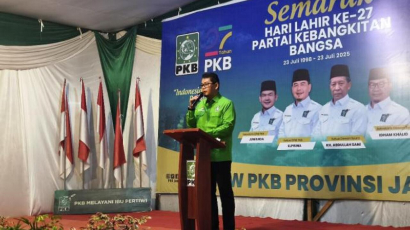Ketua DPW PKB Provinsi Jambi, Elpisina menyampaikan pidato politiknya dalam acara peringatan Harlah ke-17 beberapa hari lalu
