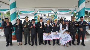 Ketua DPRD Muaro Jambi Hadiri Upacara Hari Pahlawan