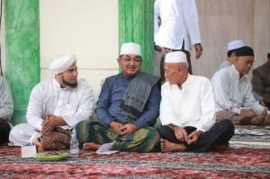 Hadiri Haul dan Isra Mi’raj, Bupati Ajak Masyarakat Mencintai Orang Sholeh