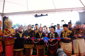 Gubernur Al Haris Launching 