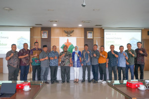 DPRD Tanjabbar PTPN IV Regional 4 Bicara Tenaga Kerja 