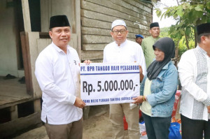 Safari Ramadan di Pematang Tembesu, Wabup Pererat Silaturahmi dan Salurkan Bantuan bagi Penyintas Mu