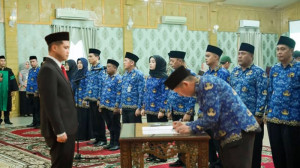 Wabup Sarolangun Lantik 15 Pejabat Eselon III dan IV, Berikut Nama dan Jabatan 