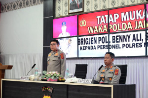 Wakapolda Jambi Kunjungi Polres Tebo, Bungo, dan Merangin, Tekankan Profesionalisme Pelayanan Publik