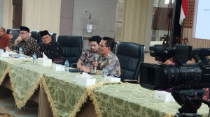 Dialog Publik Pengelolaan Sampah, Masyarakat Hingga Akademisi Sepakat Kota Jambi Bersih Tujuan Utama