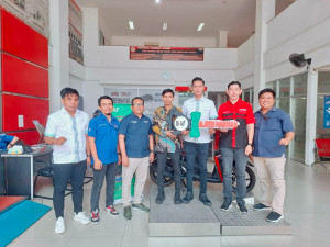 Pemenang Program Semarak Berkah BAF tahun 2026  Terima Hadiah Yamaha Mio M3 