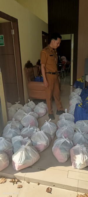 Bantu Korban KDRT dan Warga Prasejahtera, Pemkot Jambi Bersama PTPN IV Regional IV Salurkan Sembako