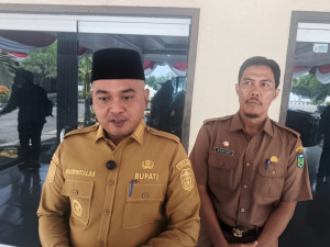 Bupati Tebo Sebut Sudah Tandatangan Surat Pemberhentian Kades Sungai Rambai