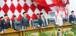 Bupati Hurmin Hadir di Paripurna DPRD Sarolangun Mendengarkan Pidato Kenegaraan Presiden RI