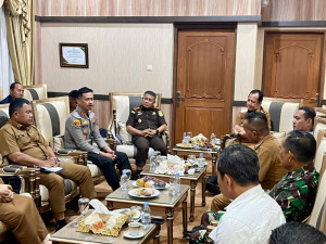 Polres Muaro Jambi Bersama Pemkab Dorong Penyelesaian Persoalan Dua Desa di Kumpeh