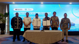 Pemkab Tanjabbar dan ASDP Teken MoU Kerja Sama Retribusi Pelabuhan Penyeberangan