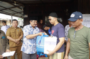 Tanjabbar Salurkan Bantuan Sosial dan Musibah